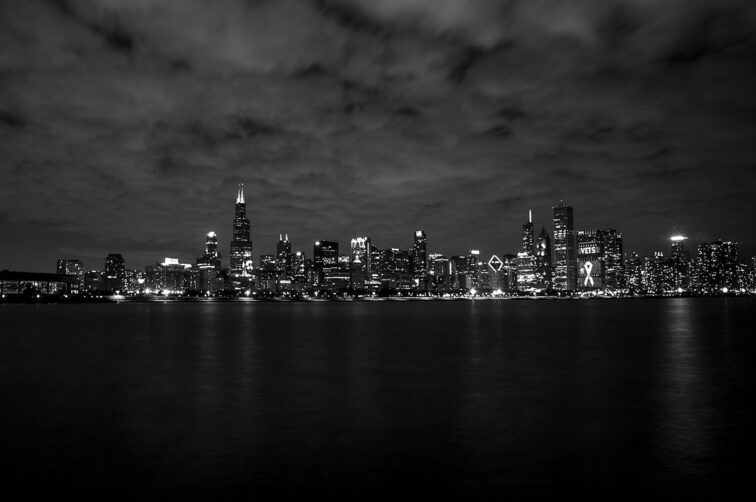 light-sea-black-and-white-164357